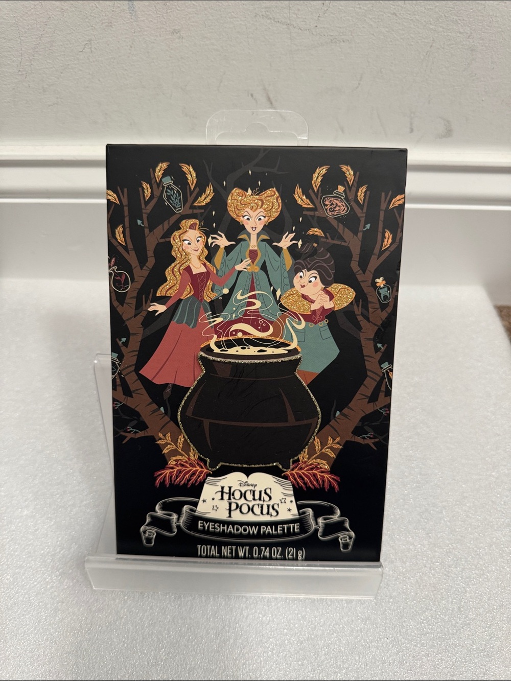 Disney Hocus Pocus Makeup eyeshadow palette  NIP